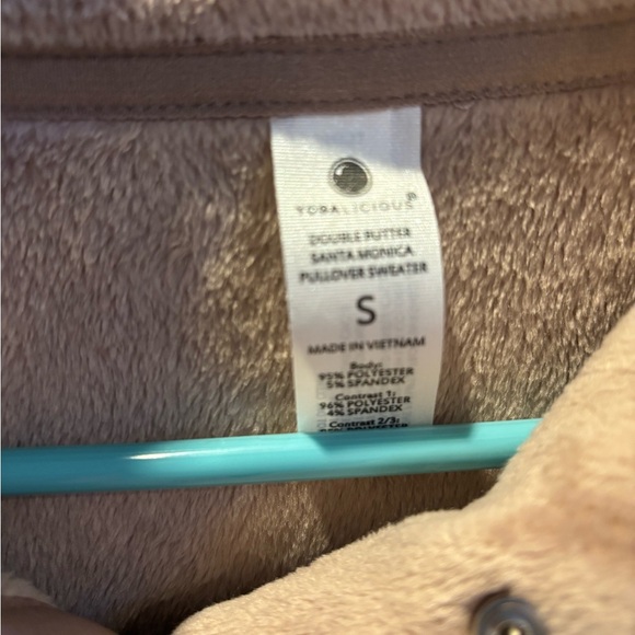 Yogalicious Womens Double Butter Santa Monica Snap Henley Pullover Sweatshirt S - Picture 5 of 6